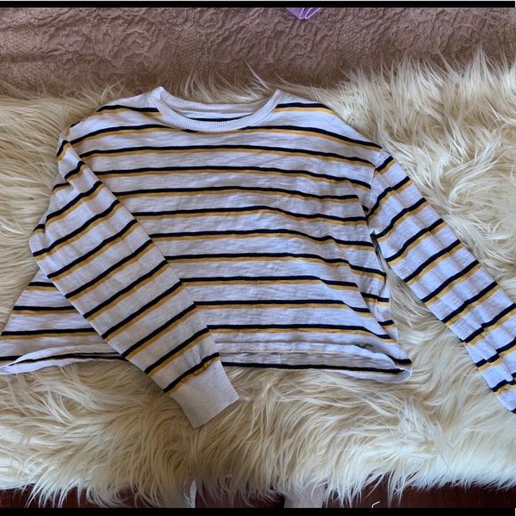 Hollister Tops - Hollister yellow, navy, and white  long sleeve